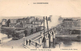 Epernay       51         Train Sur Le Pont De La Marne     (voir Scan) - Epernay