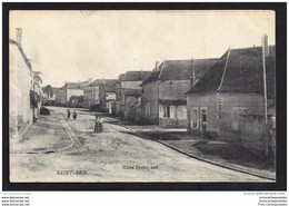 CPA 89 Saint Bris Une Rue Du Bourg - Saint Bris Le Vineux