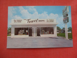 Towel Shoppe 14 Miles North Of   Clearwater Florida      >ref 4672 - Clearwater