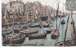 Bateaux De Pêche Sur Les Quais Du Havre - Pesca