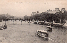 Cpa Paris Pont Des Arts Et Louvre,édition CLC, Non écrite. - Andere Monumenten, Gebouwen