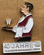 RESTAURANT DE L'AEROPORT DE ZURICH - 40 JAHRE - 40 ANS - 1953/1993 - FLUGHAFEN ZÜRICH - SUISSE - AVION - SERVEUR - (2) - Alimentation