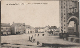 Loire  Atlantique :  ORVAULT : La  Palce  Et Le  Porche De L  ' église - Orvault