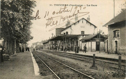 Thiviers * Vue Sur La Gare * Ligne Chemin De Fer Dordogne - Thiviers