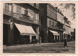 Photo Originale MOSTAGANEM ALGERIE 1938 Poste Bar De La Croix De France Affiche Film Le Voilier Maudit Bertrand Modes - Lieux