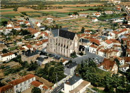 Boussay * Vue Générale Aérienne * Place De L'église - Boussay