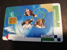 NETHERLANDS  GSM SIM CARD /  PTT  3 PEOPLE  ON PHONE    ( WITH CHIP   CARD  ** 4819** - Pubbliche