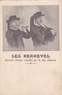 QM - Costumes - LES KERNEVEL - Sonneurs Bretons, Lauréats De L'U Rég. Bretone  (neuf) - Douane