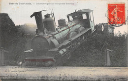 28-COURTALAIN- GARE- LOCOMOTIVE PRENANT UNE FAUSSE DIRECTION - Courtalain