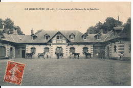 CPA 49 LA JUMELLIERE Les écuries Du Château De La Jumellière - Chemille