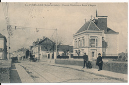 CPA 49 LES PONTS DE CE Pont De L'Authion Et Route D'Angers - Les Ponts De Ce