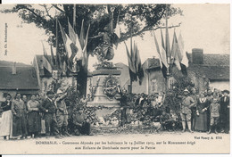 CPA 54 DOMBASLE Couronne Déposée Par Les Habitants Le 14 07 1915 Sur Le Monument érigé Aux Enfants Morts Pour La Patrie - Sonstige & Ohne Zuordnung