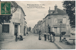 CPA 77 BRAY SUR SEINE Le Faubourg De Jaulnes Vue Prise De La Place Des Ecoles - Bray Sur Seine