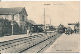 CPA 95 DOMONT Arrivée D'un Train En Gare - Domont