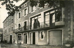 Laval Atger * Hôtel AVANTURIER * Rue Du Village - Autres & Non Classés