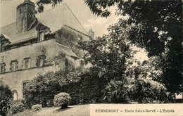 Hennebont * école St Hervé * L'entrée - Hennebont