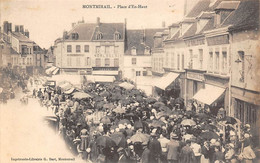 Montmirail     51           Place D'En-Haut. Le Marché      (voir Scan) - Montmirail