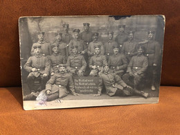 Metz * Carte Photo * Militaria Soldats Allemands ? Russes Russai Russie ? Cachet Bataillon Landwehr * Photographe Sieber - Metz