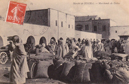 ALGERIE MARCHE DE BISKRA MARCHANDS DE DATTES - Biskra