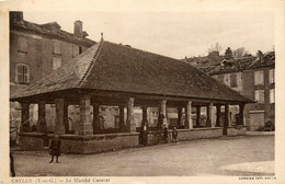 Caylus * La Place Et Le Marché Couvert * Les Halles - Caylus