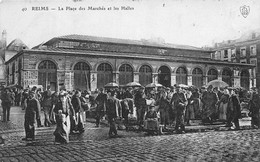 Reims          51          Place Des Marchés  Et Les Halles    - 3 -    (voir Scan) - Reims