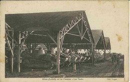 Delcampe - Gien (45) - La Caserne - Les Tanks - Gien