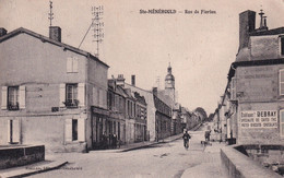 SAINTE MENEHOULD " Rue De Florion Animée "     N°9888 - Sainte-Menehould
