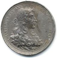 GUGLIEMO III INGHILTERRA 1689 BRITANNIA RESTITUITA MEDAGLIA MÜLLER - Monarchia/ Nobiltà