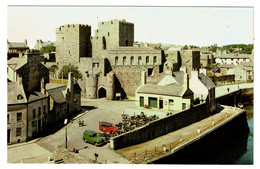 Ref 1470 - Postcard - Cars At Castle Rushen Castletown - Isle Of Man - Isla De Man