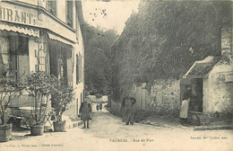 VAUREAL - Rue Du Port - Vauréal