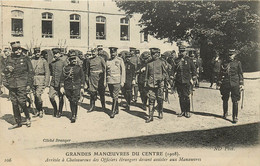 ARRIVEE A CHATEAUROUX DES OFFICIERS ETRANGERS DEVANT ASSISTER AUX MANOEUVRES - Chateauroux