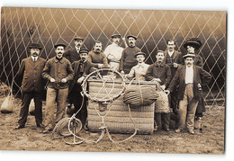 CPA Carte Photo L'equipage Du Ballon Le Zig Zag- Ballon Publicitaire - Montgolfières