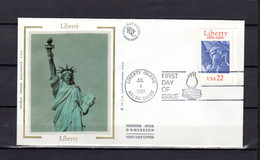 &#128509" 100 ANS DE LA STATUE DE LA LIBERTE " Sur Enveloppe 1er Jour Sur Soie De 1986 N° YT USA 1672. Parfait état  FDC - Monumenti