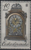 Tchécoslovaquie Yvert 2355a ** Pendule Baroque à Armoire Sur Papier Fluorescent - Horlogerie