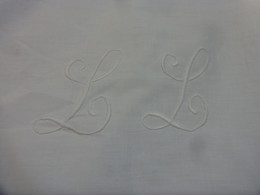 Taie  66x71 Monogramme L L - Altri & Non Classificati