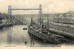 Brest * Le Pont Transbordeur Et Le Navire De Guerre DUPETIT THOUARS - Brest