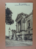 Neufchâteau Le Palais De Justice Et Le Monument - Neufchâteau