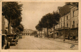 Rennes * L'avenue Janvier Et La Gare - Rennes