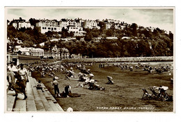 Ref 1473 - Real Photo Postcard - Torre Abbey Sands - Torquay Devon - Torquay