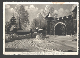 Sainte-Ode - Maison De Cure De Sainte-Ode - Portique D'entrée Sous La Neige - Sainte-Ode