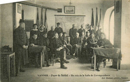 Vannes * Le Foyer Du Soldat * Un Coin De La Salle De Correspondance * Militaire Militaria - Vannes