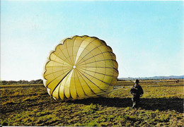 Arrivée Au Sol - Parachutisme