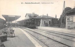 Ste Menehould           51            Intérieur De La Gare . Train             (voir Scan) - Sainte-Menehould