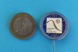 FIS WORLD CUP FINALE 1981 KRANJSKA GORA ... Slovenia Old Pin Badge * Skiing Alpine Ski Alpin Alpino Esqui Slovenija - Winter Sports