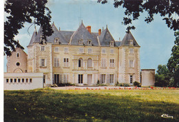 CPSM 86 @ DANGE SAINT ROMAIN - Château De Piolant - Centre De Préformation De Monitrices En 1975 - Dange Saint Romain