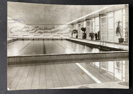 Waren Klinik FDGB Ferienobjekt Erholungsheim Herbert Warnke/ Schwimmhalle/ DDR Zeiten - Waren (Mueritz)