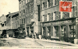 CPA.69.PONTCHARRA SUR TURDINE.LA GRANDE RUE.ARRET DU TRAM.EPICERIE GIRAUD-PIERRON EDITEUR. - Pontcharra-sur-Turdine