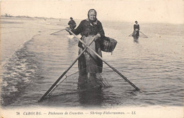 14-CABOURG-PÊCHEUSES DE CREVETTE - Cabourg