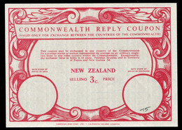 NEW ZEALAND / NOUVELLE ZÉLANDE    Pays = 27,5  Commonwealth Reply Coupon / Coupon Réponse Régime Britannique - Ganzsachen