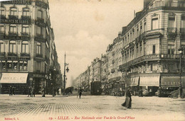 Lille * Rue Nationale Avec Vue De La Grand Place * Commerces Magasins * Tramway Tram - Lille